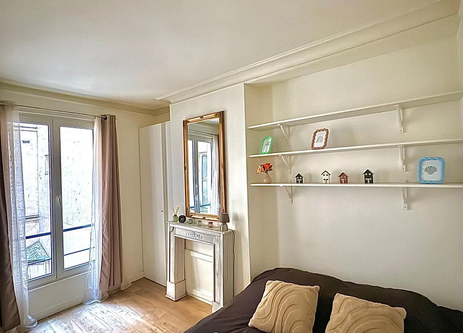 Modern & Central Apartment Paris